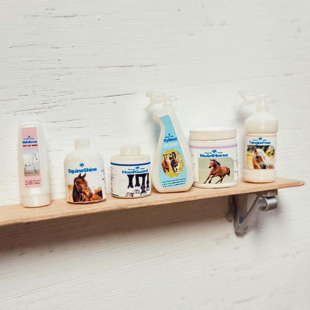 3D printed horse care products for Breyer horses (Scale 1:9)