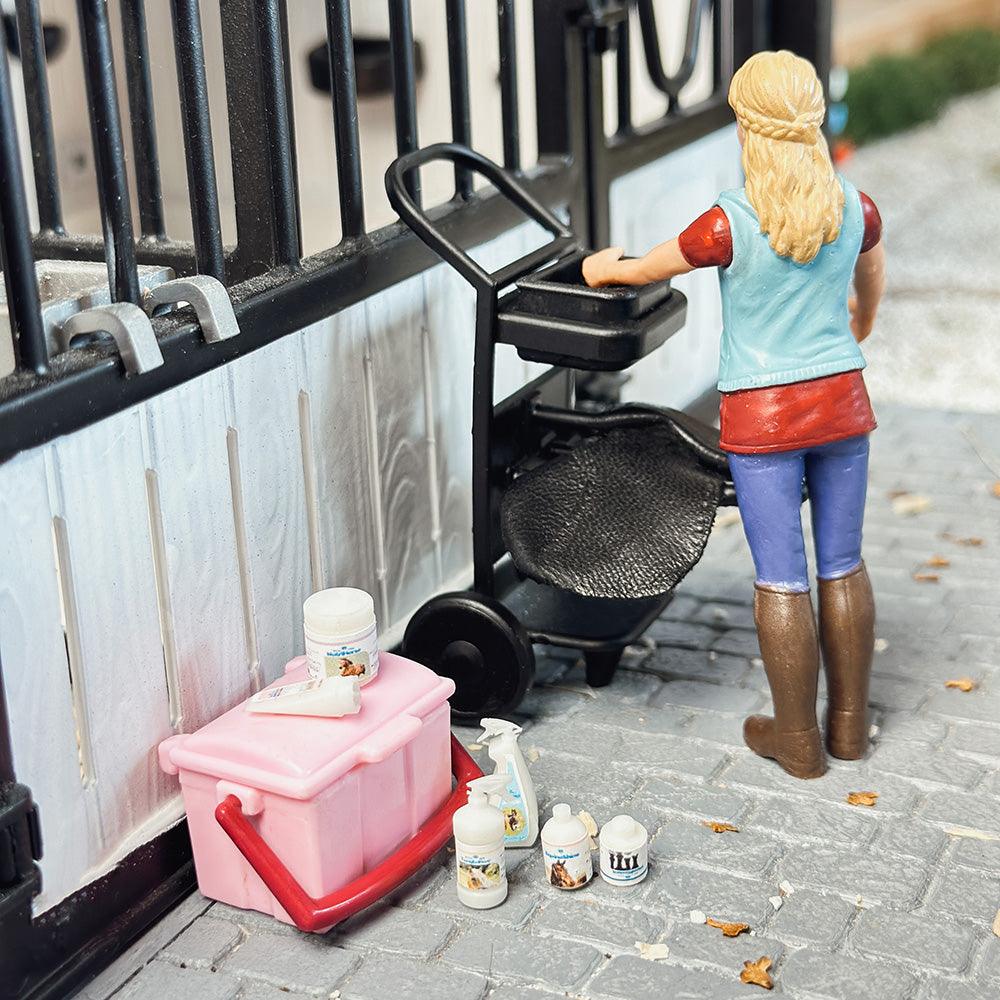 3D printed horse care products set for Schleich model horses (Scale 1:20)