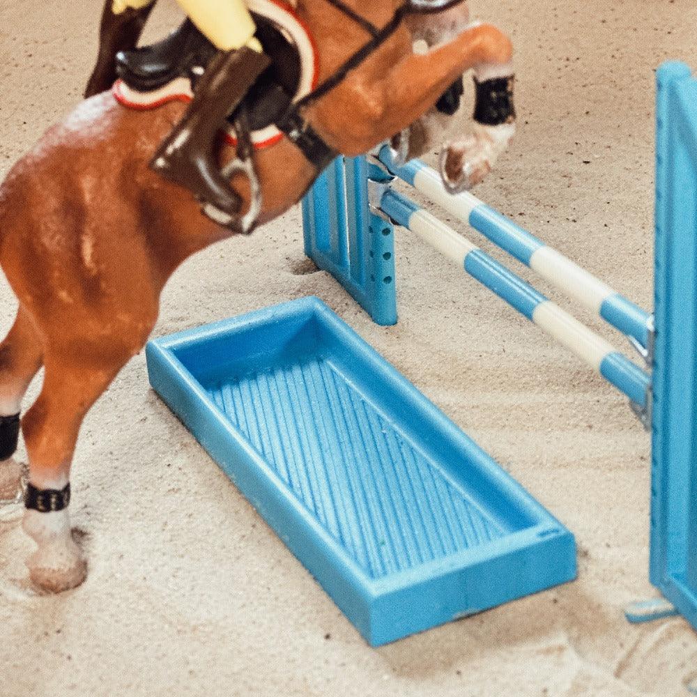 3D printed Show jump water tray for Schleich model horses (Scale 1:20) in blue