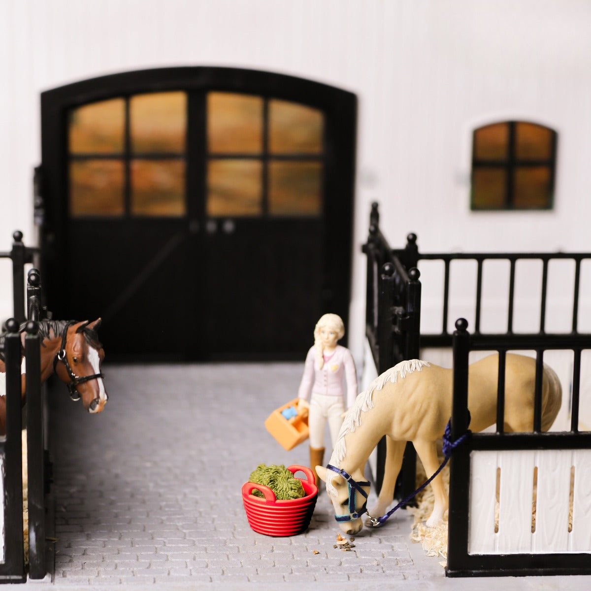 red Plastic bucket for Schleich model horses