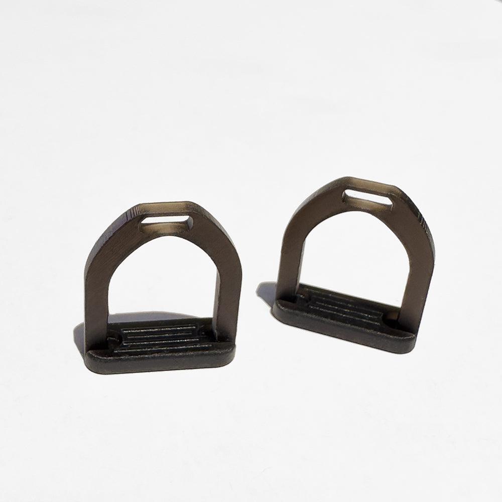 3D printed stirrups for Breyer Classics and CollectA Deluxe model horses (scale 1:12)