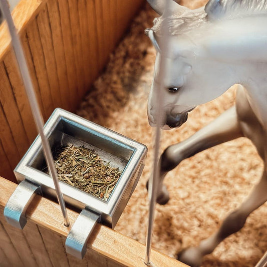 Manger for Breyer Traditional model horses
