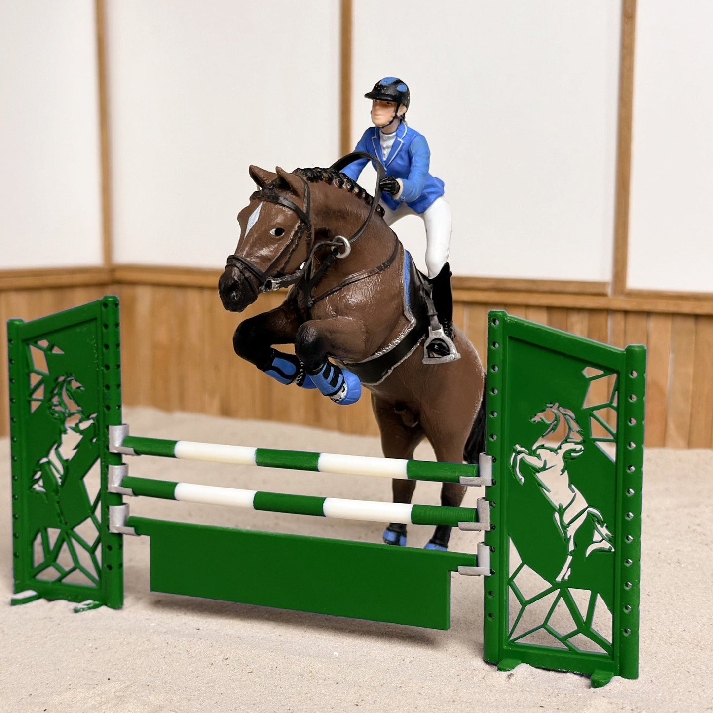 New Design Green Showjumping for Schleich