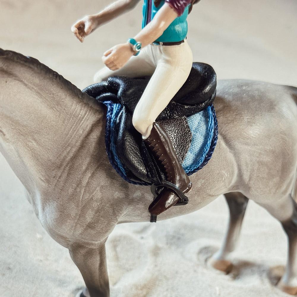3D printed stirrups for Schleich model horses