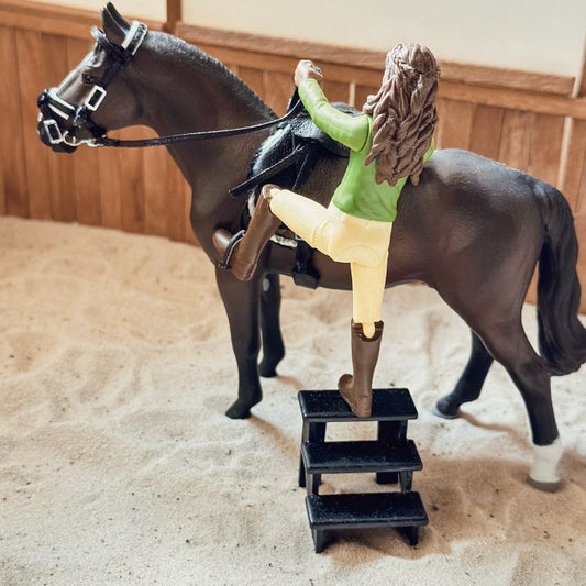 3D printed black Mounting Block for Schleich model horses (Scale 1:20)